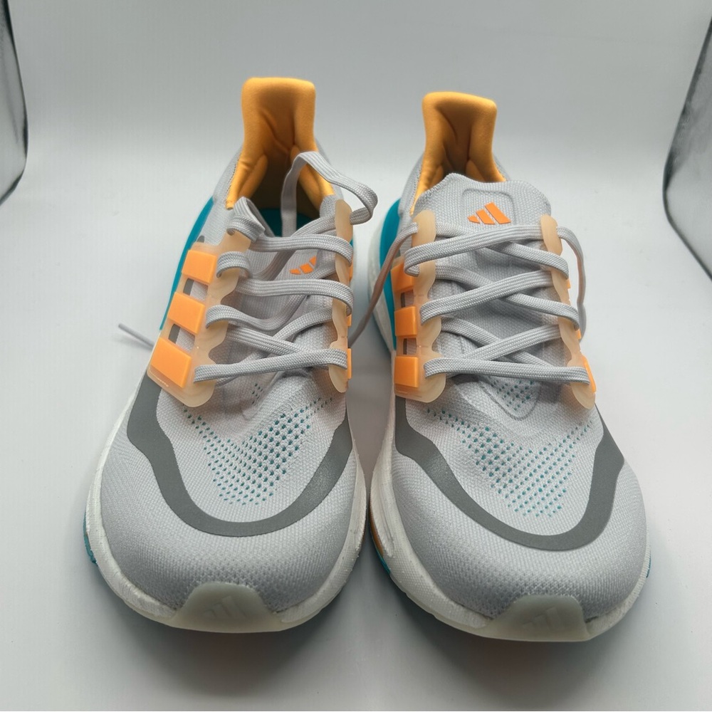 adidas Men’s Ultraboost Light Running Shoes (Ultraboost 23) size 9 - Picture 2 of 13